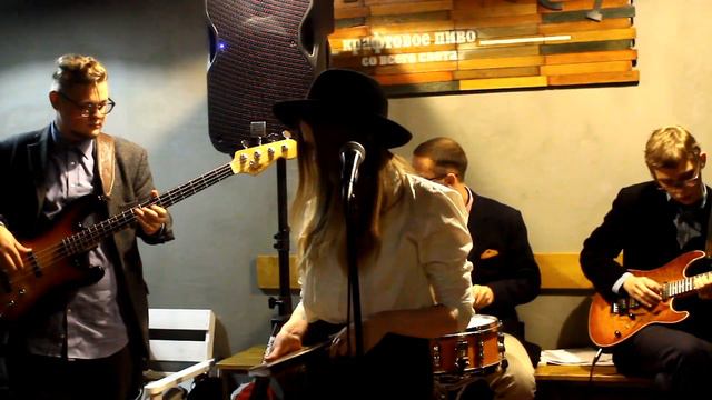 The Moms в пабе "Декабрист", 30.09.16. смотреть онлайн