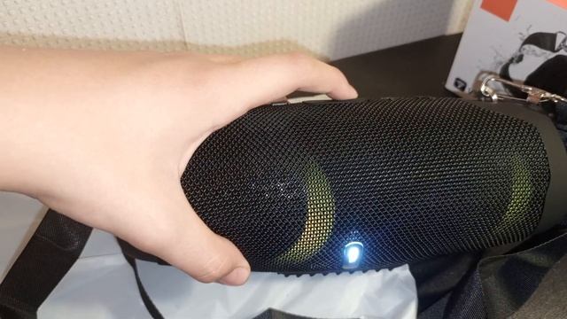 Колонка Charge 6+ RGB смотреть онлайн