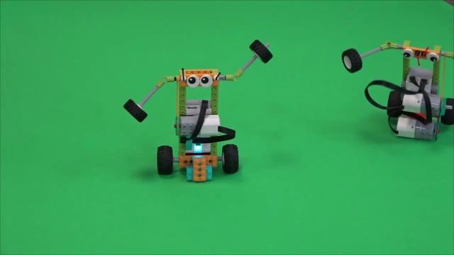 Танцующие роботы.