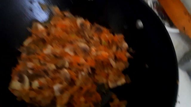 Тушеный картофель с грибами смотреть онлайн