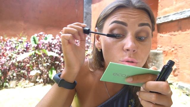 Тушь от Nouba Cil Prodige mascara. смотреть онлайн