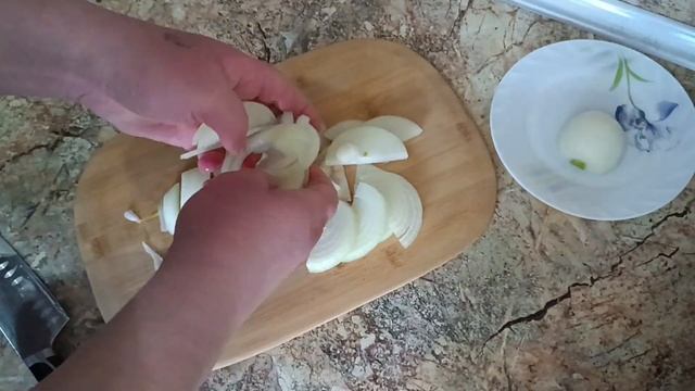 Что приготовить из курицы на ужин. Рецепт вкусного ужина - курочка с подливой! Сочная курица рецепт смотреть онлайн