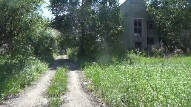 Опять Большой Уссурийский.Хабаровск.  2022 год.Остров ненужных людей,зданий,территории.