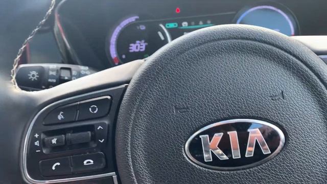 Kia Niro смотреть онлайн