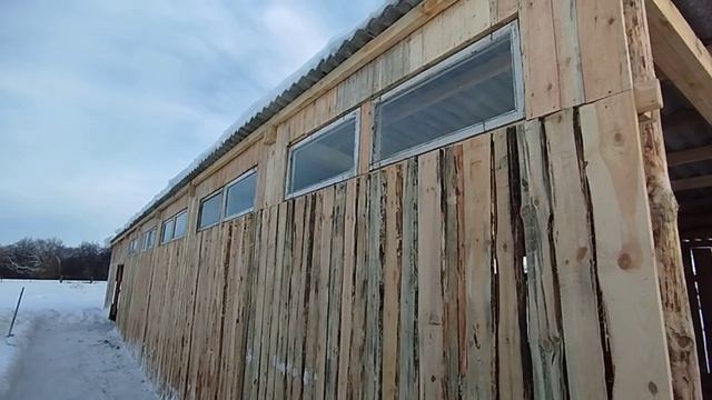 Gabby&Ready Промежуточный результат строительства овчарни