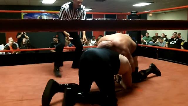 Darren Magnus vs Brutal Joe Gibson.MP4 смотреть онлайн