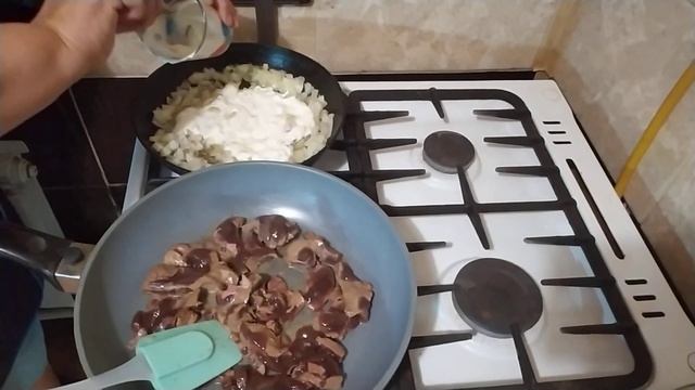 Бефстроганов из печени. Быстро, вкусно, аппетитно. смотреть онлайн