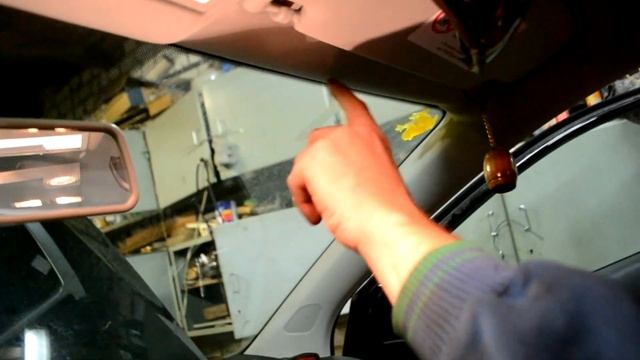 Установка видеорегистратора и скрытая протяжка кабеля питания к нему. Обзор AdvoCam FD8 Gold GPS смотреть онлайн
