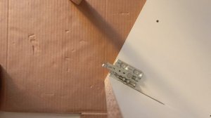 Как закрепить навеску на навесной кухонный шкаф