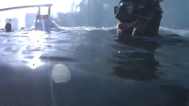 Свободное море - Идём под лёд смотреть онлайн