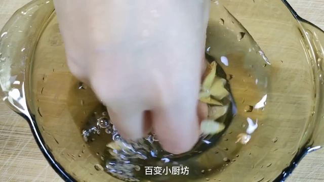 尿頻尿急尿不盡夜尿多，喝一杯，當天晚上夜尿立馬停止，一覺睡到大天亮，排除多年腎臟毒素，越喝越健康，腿腳也不抽筋了，太神奇啦！【百變小廚坊】 смотреть онлайн