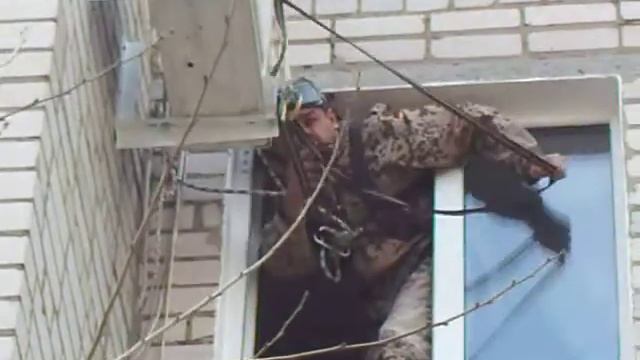 Монтаж наружнего блока сплит -системы. Часть 2 смотреть онлайн