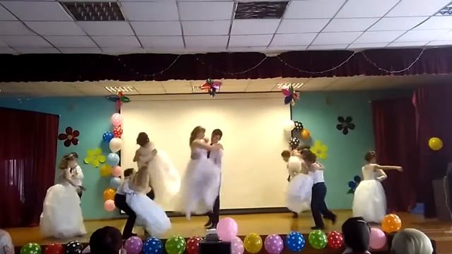 "НЕЖНЫЙ ВАЛЬС" -танцевальный коллектив Арфей с.Ставрополка смотреть онлайн