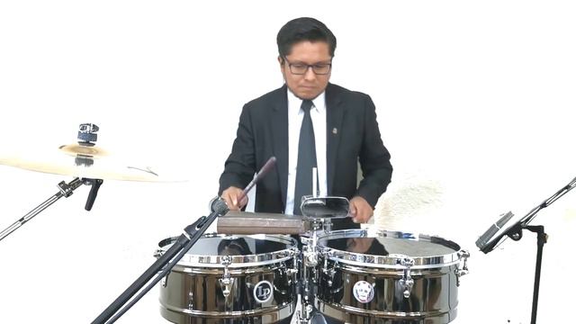 Mambo de Bernstein - Percusión смотреть онлайн