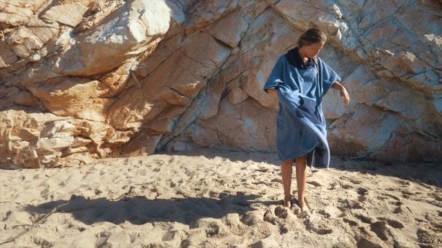 NOUVEAU : SURF PONCHO смотреть онлайн