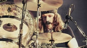 Почему Джон "Бонзо " Бонэм — величайший барабанщик в истории