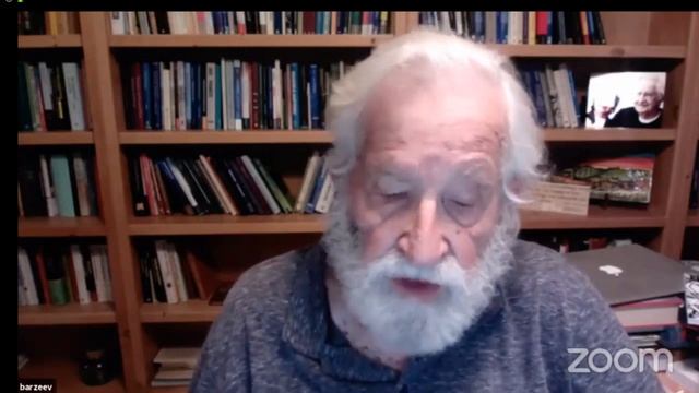 Noam Chomsky (em português) - "The Delphic Oracle: Her message for today" смотреть онлайн
