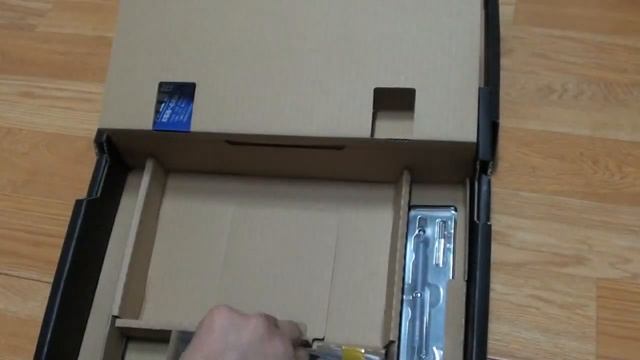 VAIO Duo 13 - Unboxing смотреть онлайн