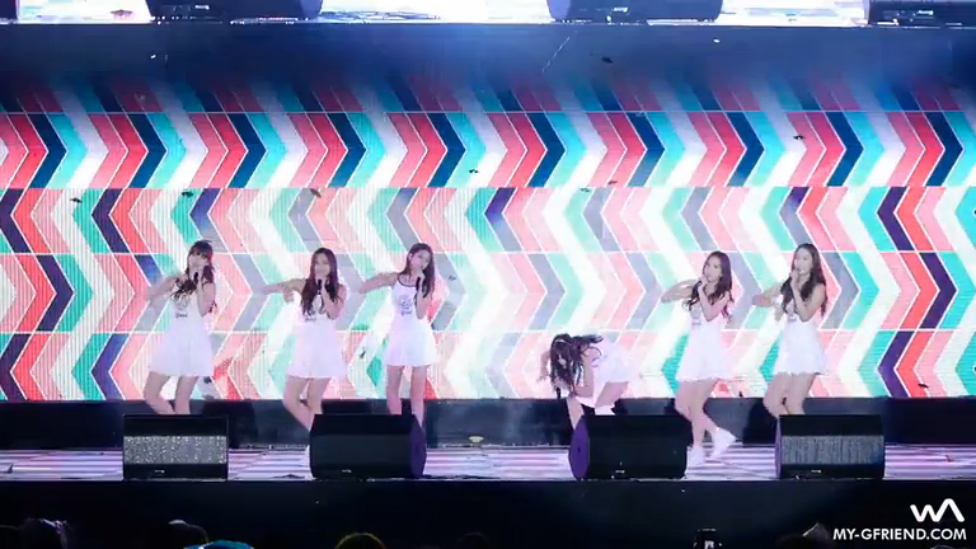 Очень скользкая сцена смотреть онлайн