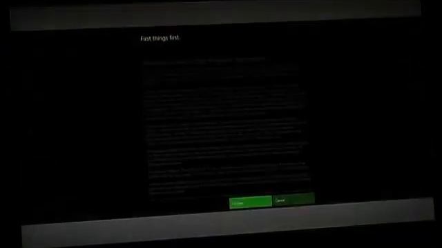 Windows 8 Consumer Preview on 23" inch touch screen monitor смотреть онлайн