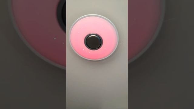 Светодиодный светильник LD-41-40-480 со встроенным Bluetooth динамиком смотреть онлайн