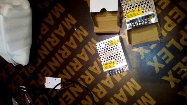Хороший блок питания 12 в , 2 А смотреть онлайн