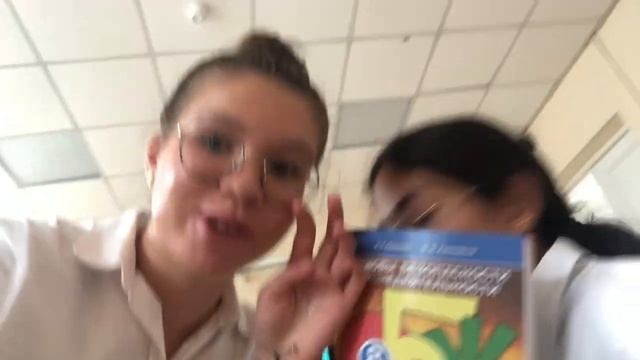 Мой Первый День В Школе / VLOG: 1 СЕНТЯБРЯ / 8 класс, подружки смотреть онлайн