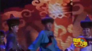 Шэнэхэнские буряты зажигательный бурятский Ёхор в городе Хайлар, Китай. Бурятские песни, танцы.