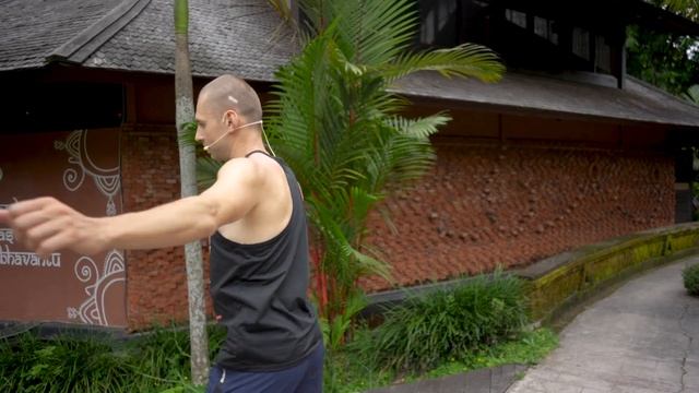 Секретные упражнения для плечей смотреть онлайн