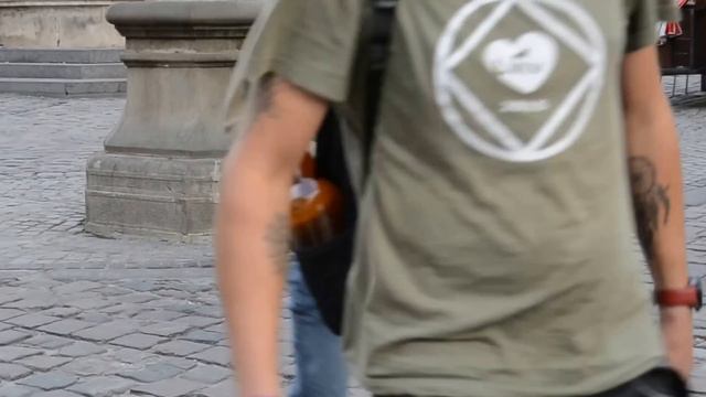 виртуозная игра на диджериду во Львове смотреть онлайн