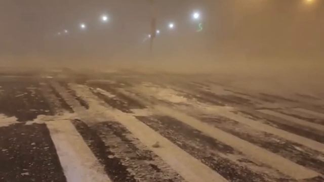 Шокирующие кадры снежной бури в США ! Метровые сугробы смотреть онлайн