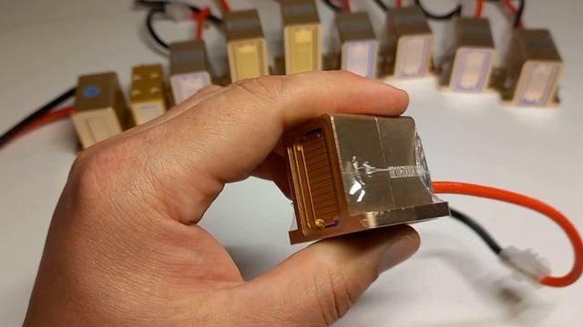 Макро канальная диодная матрица, диодный стек, лазерный бар 600 ватт 12 бар смотреть онлайн