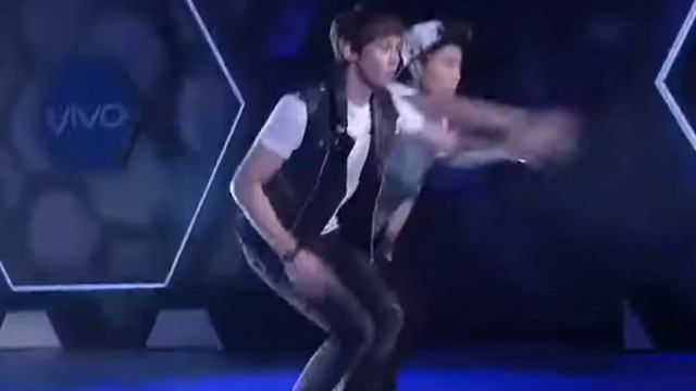 Nichkhun Wooyoung - 2pm