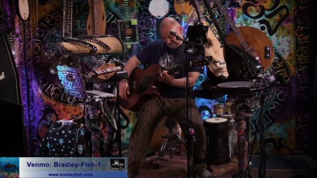 Led Zeppelin Whole Lotta Love/Communication Breakdown/Bradley Fish Frying; 1-Man World Jam Band смотреть онлайн