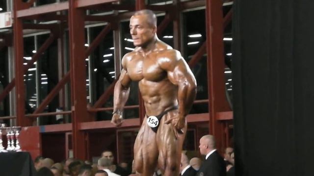 José Carlos Santos - Competitor No 154 - Final - Under 70kg - Arnold Amateur Europe 2012 смотреть онлайн
