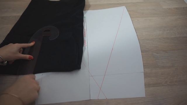 Как сшить юбку-карандаш из трикотажа/Шью юбку как в Бурда 05/2019 модель 122 смотреть онлайн