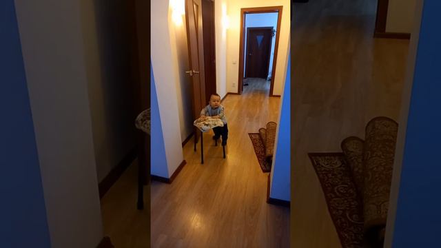 как научить ребёнка ходить самостоятельно смотреть онлайн