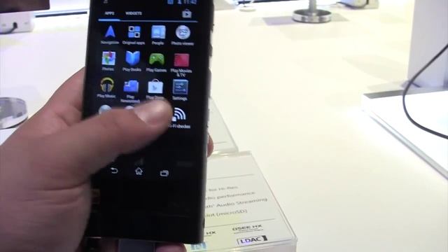 Sony Walkman ZX2 hands on an Android device for true audiophiles смотреть онлайн