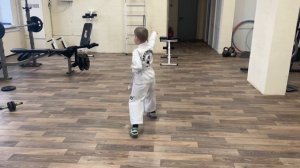 САДЖУ ЧИРУГИ (SAJU-JIRUGI)  ТХЭКВОНДО (Taekwon-do)