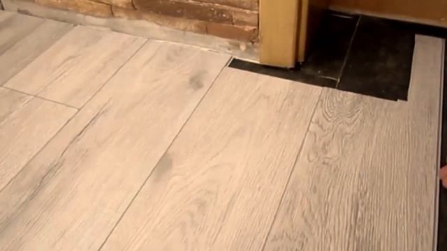 Быстрая и удобная подрезка ламината у двери