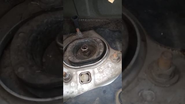 Рено Сценик 2 опора (вырвало стойку с опоры) смотреть онлайн