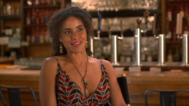 Parisa Fitz-Henley - "Fiji Cavanaugh" Interview Excerpts | Midnight Texas | Season 2 смотреть онлайн