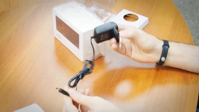 Проекционные часы с будильником и радио SUPRA SA-42FMP смотреть онлайн