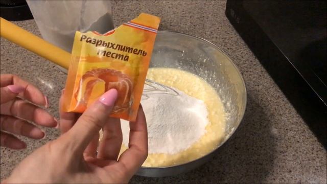 Творожные маффины с бананом, шоколадом и грецким орехом смотреть онлайн