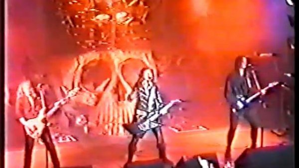 Running Wild - Bad to the Bone LIVE