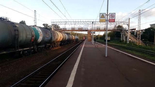 Тепловоз ТЭМ14-0038 станция Яхрома 27.08.2019 смотреть онлайн
