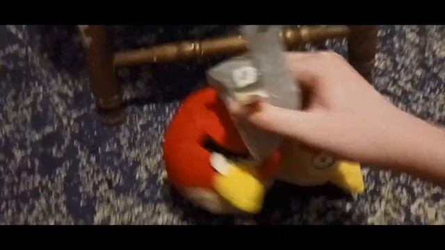 Angry Birds Plush - Bomb's White Spot смотреть онлайн