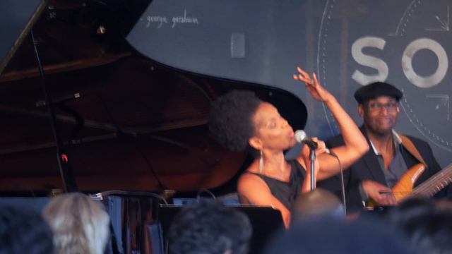 Nnenna Freelon Singing 