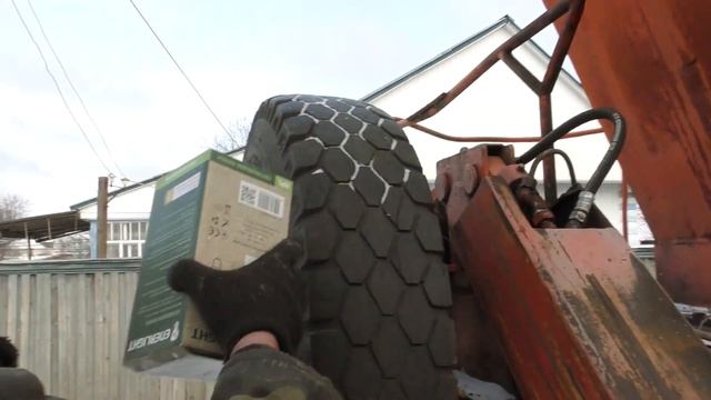 У Лебедині по вулиці Козіївка встановлюють вуличне освітлення смотреть онлайн