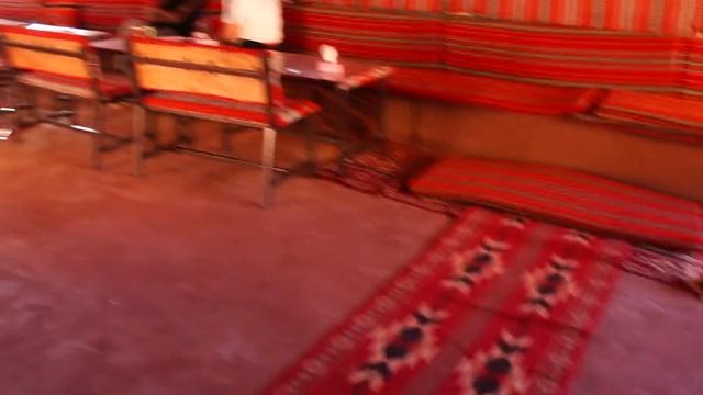 Что в шатре у бедуинов смотреть онлайн